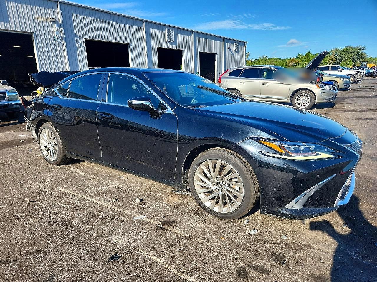 2020 LEXUS ES350