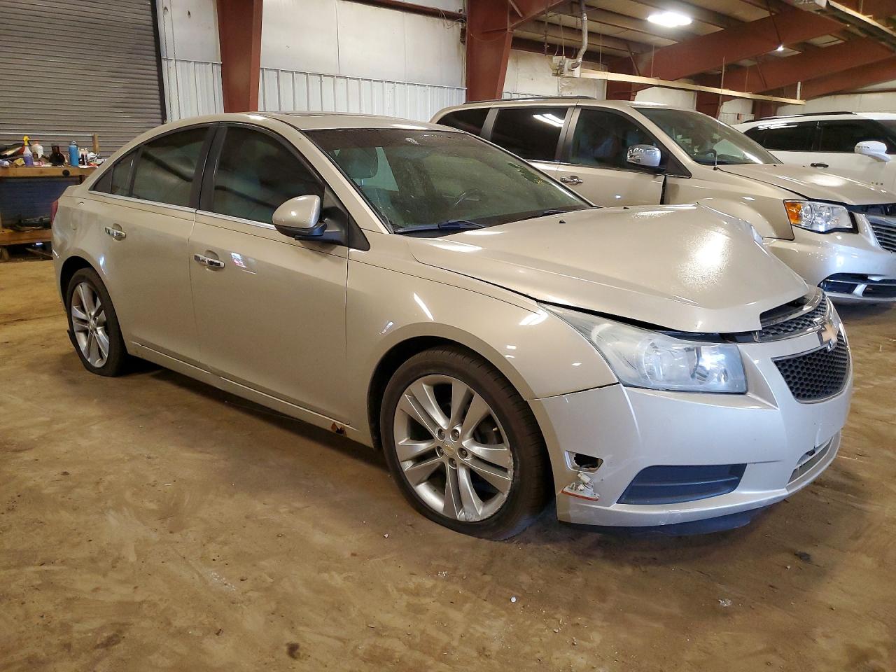 2011 CHEVROLET CRUZE