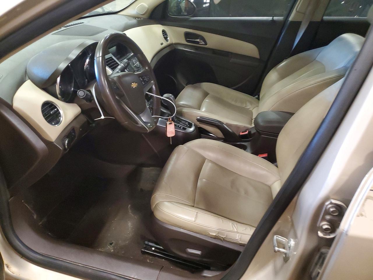 2011 CHEVROLET CRUZE