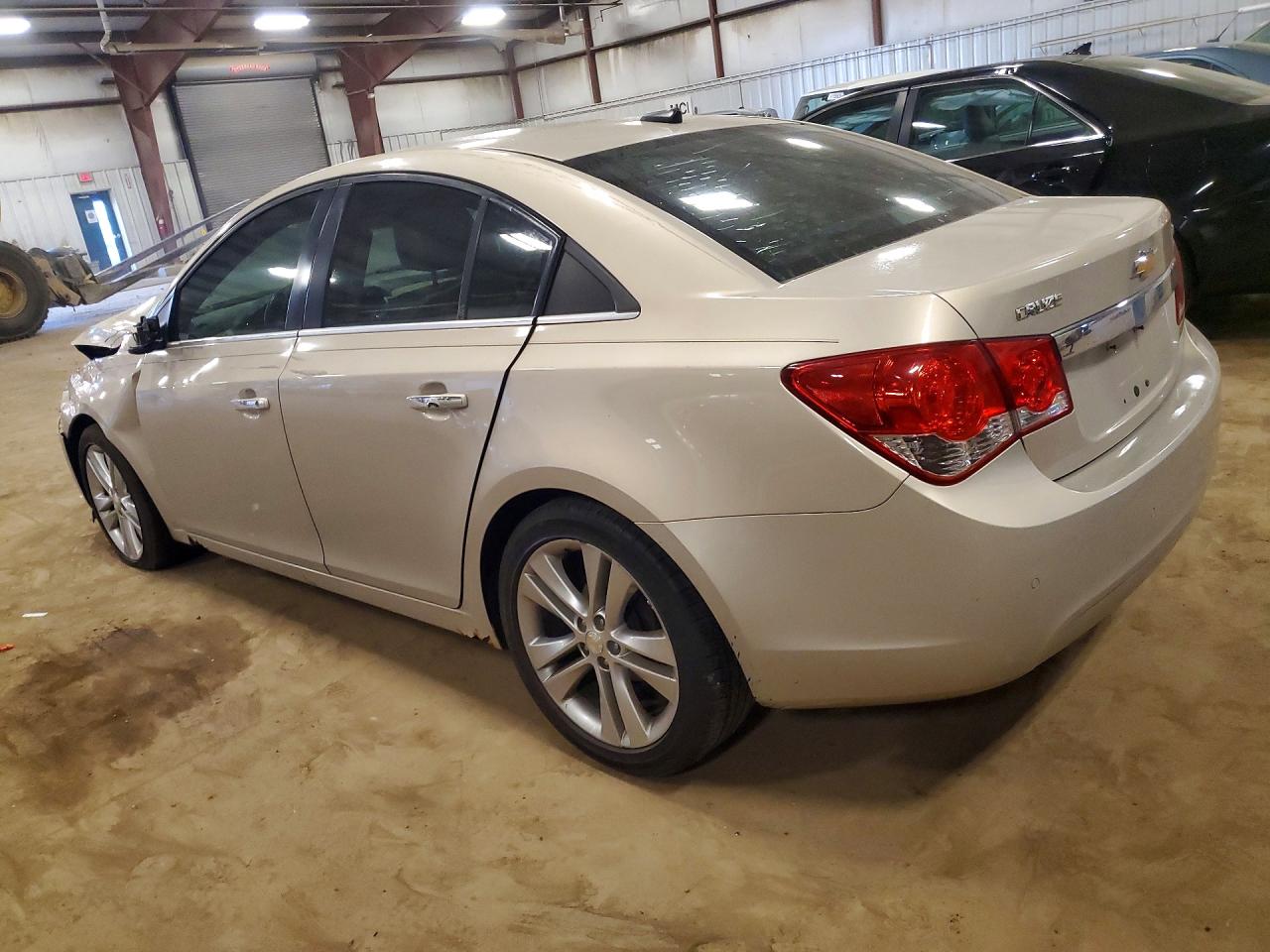 2011 CHEVROLET CRUZE