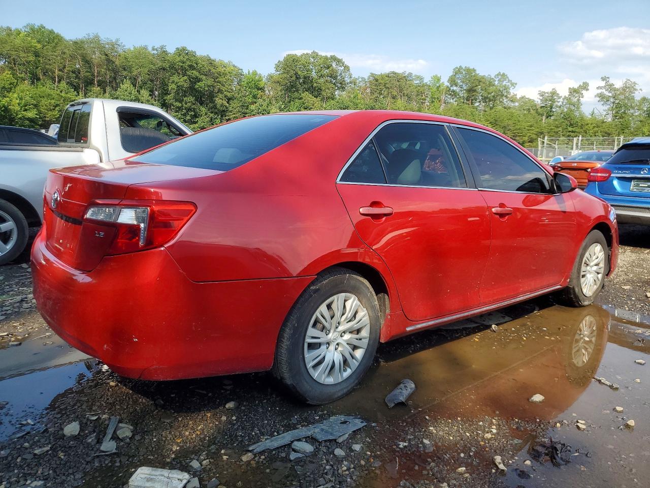 2012 TOYOTA CAMRY