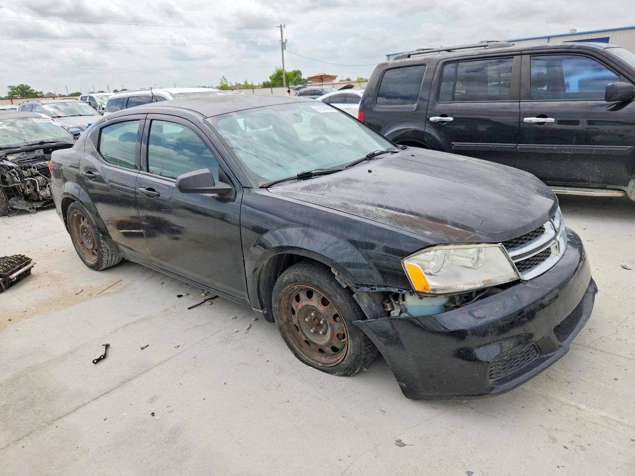 2013 DODGE AVENGER