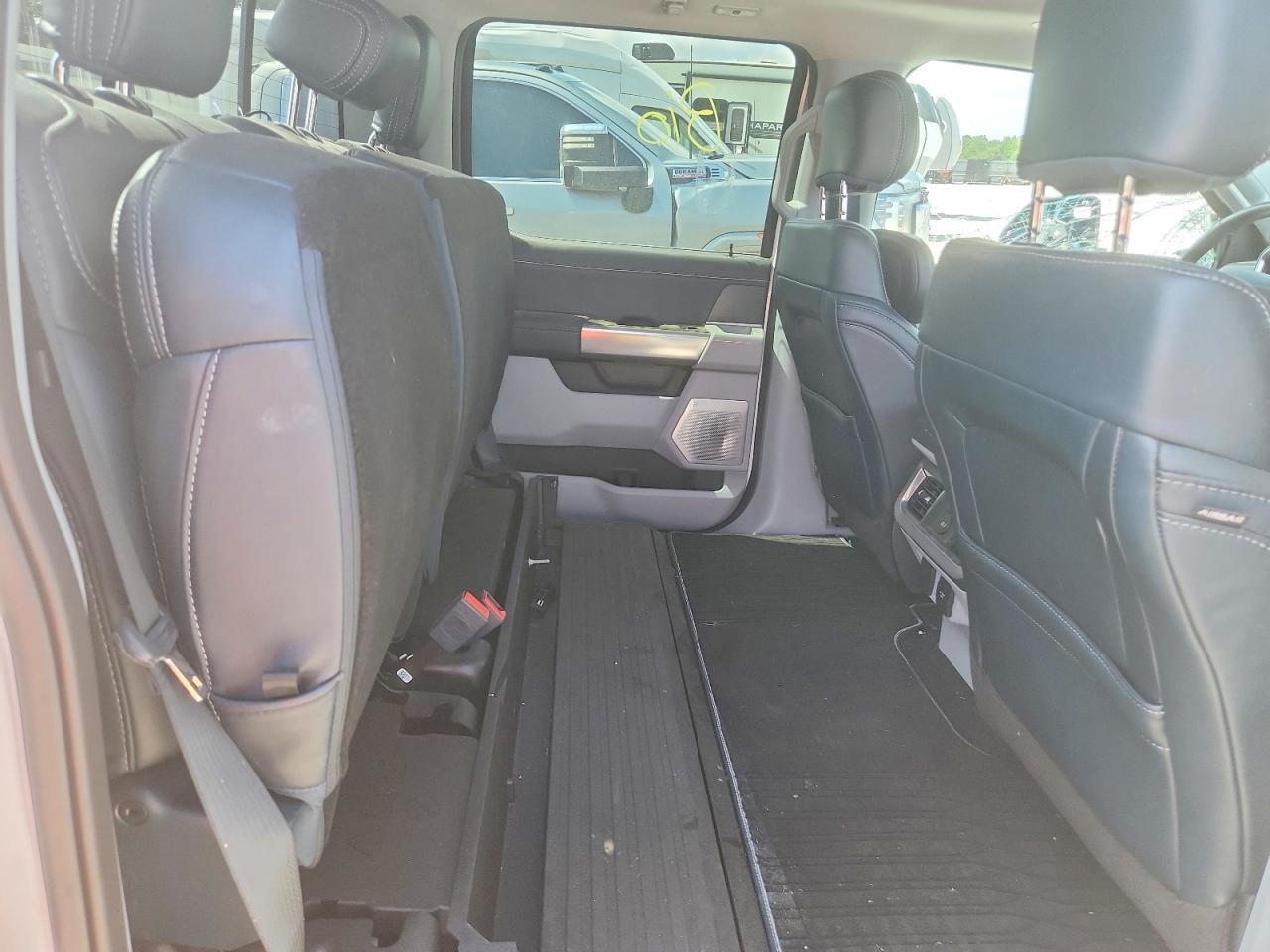 2023 FORD F450