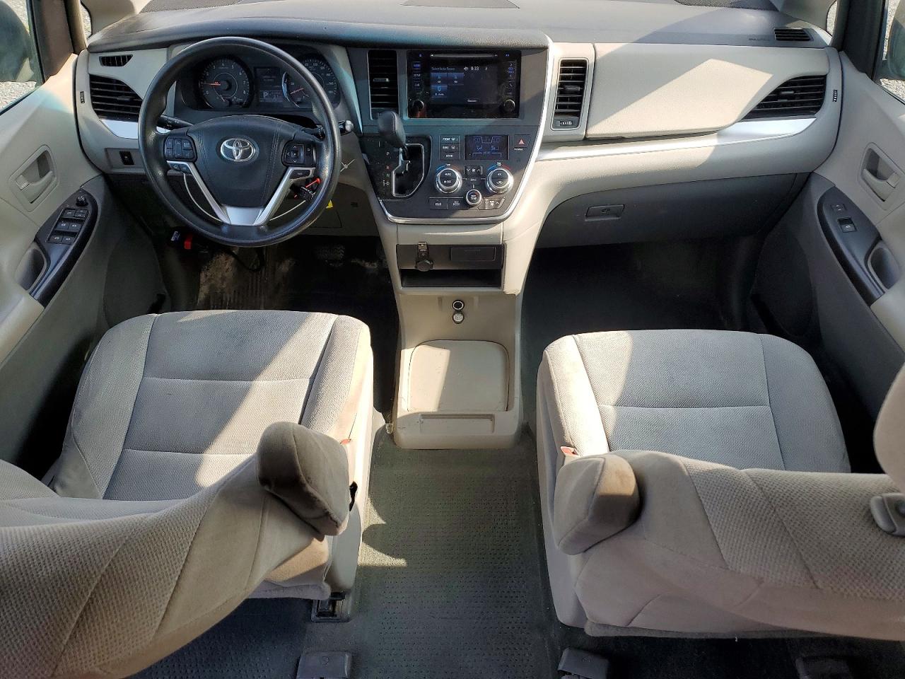2015 TOYOTA SIENNA