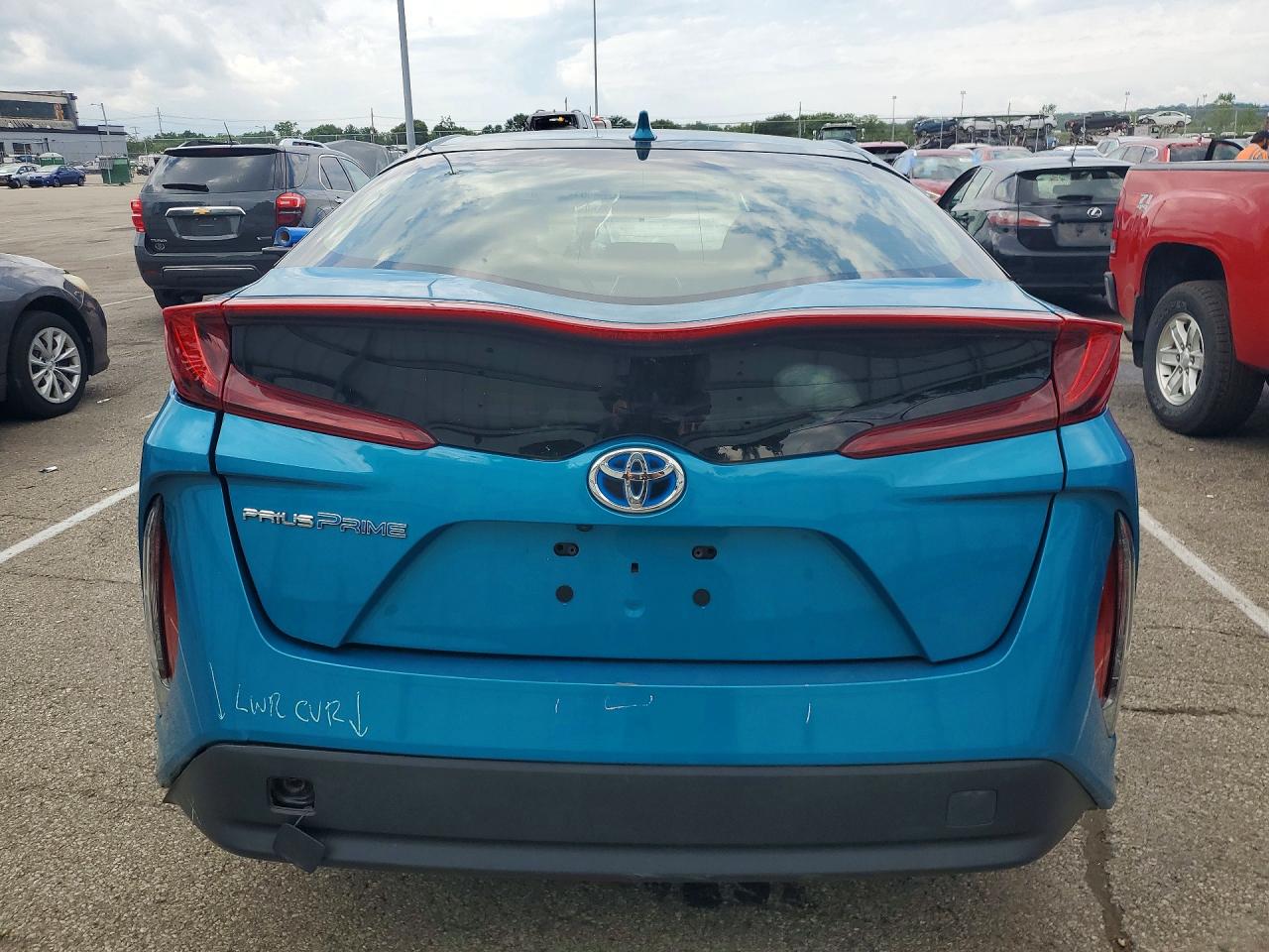 2020 TOYOTA PRIUS