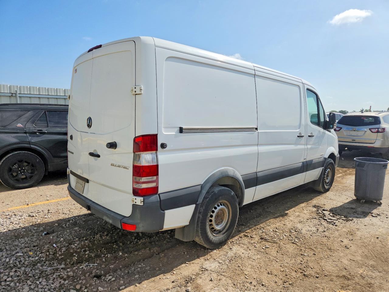 2014 MERCEDES-BENZ SPRINTER