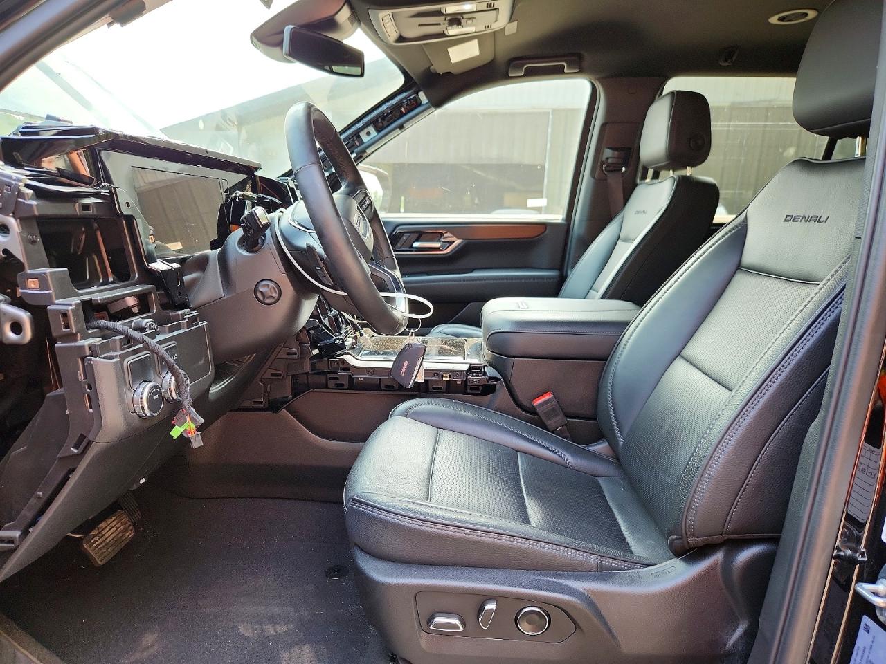 2025 GMC YUKON