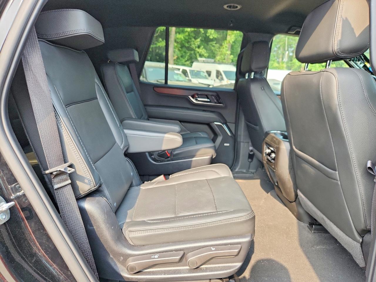 2025 GMC YUKON