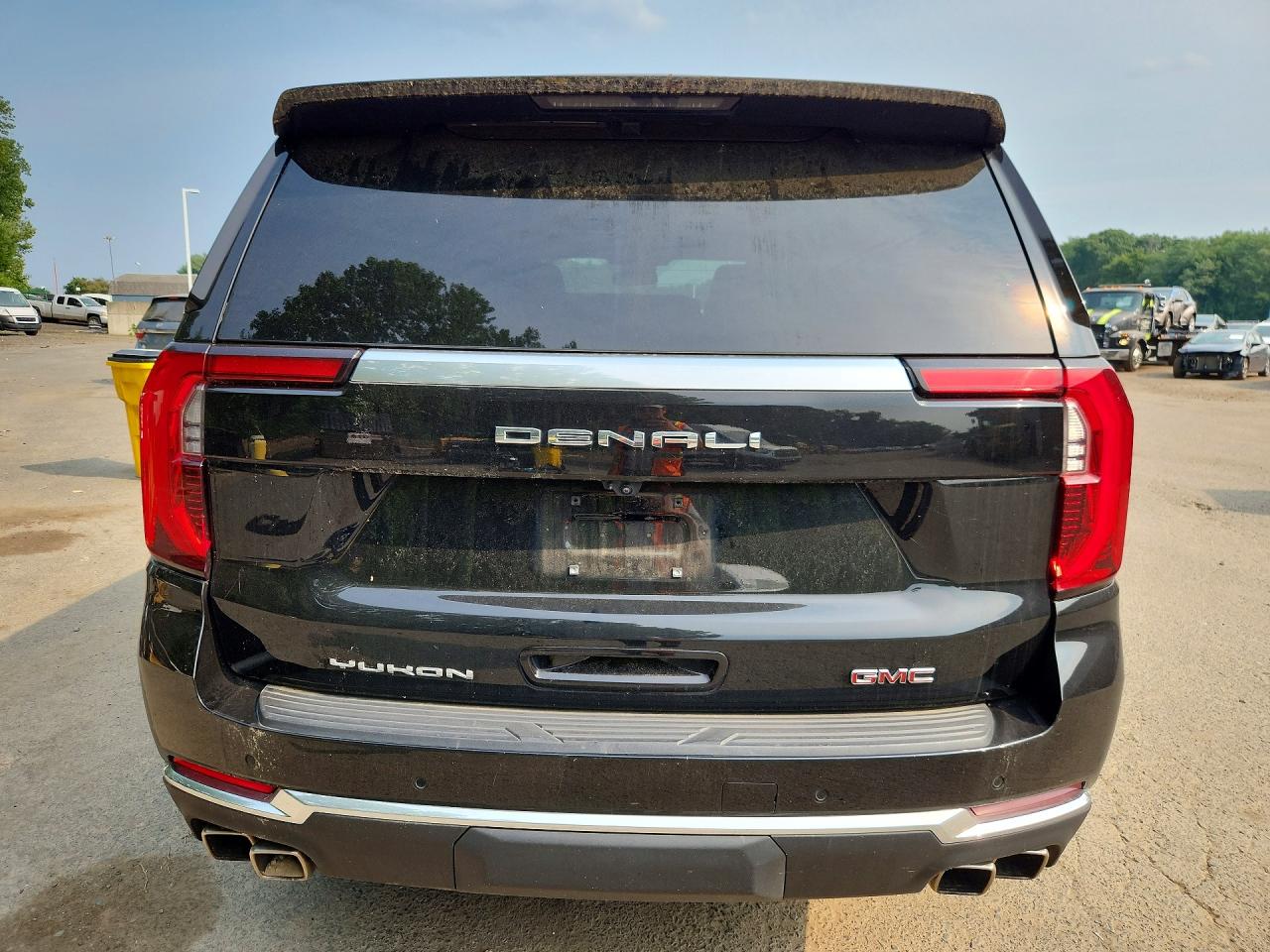 2025 GMC YUKON