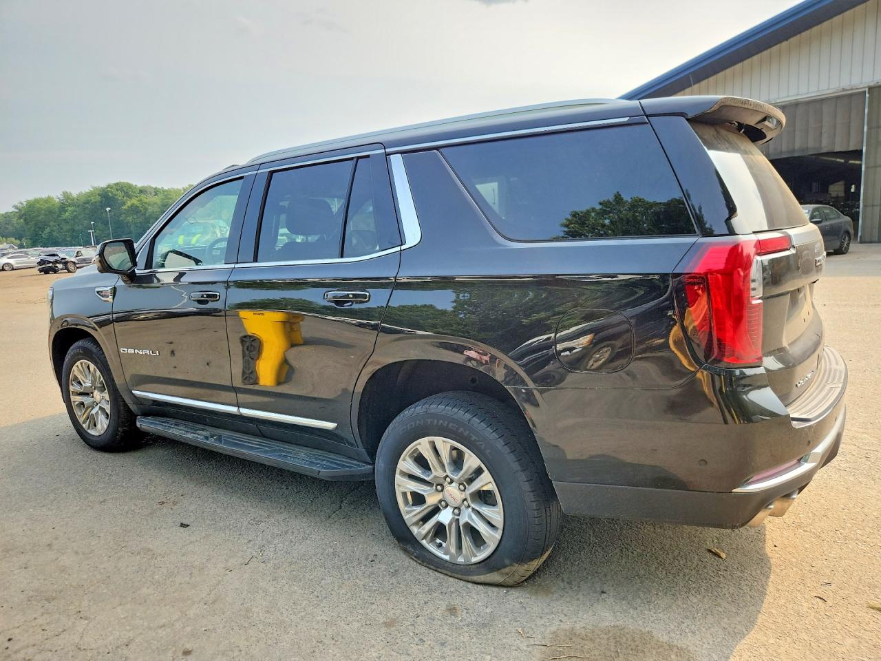 2025 GMC YUKON
