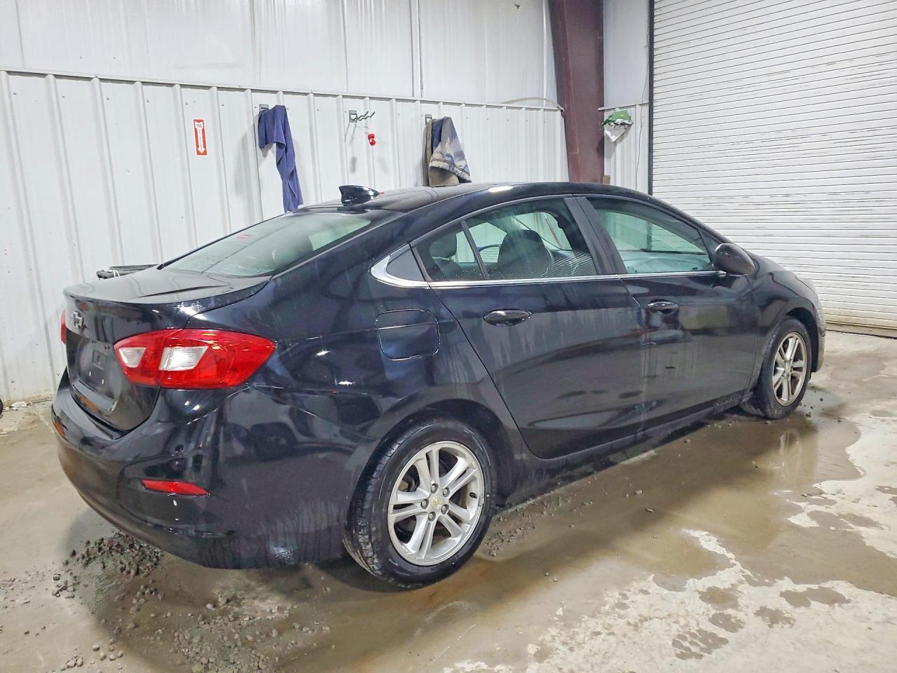 2017 CHEVROLET CRUZE