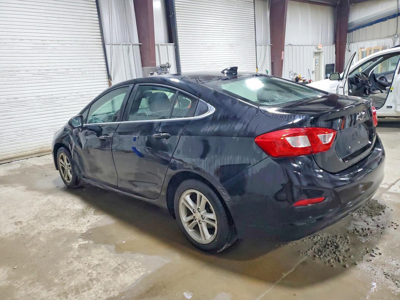 2017 CHEVROLET CRUZE