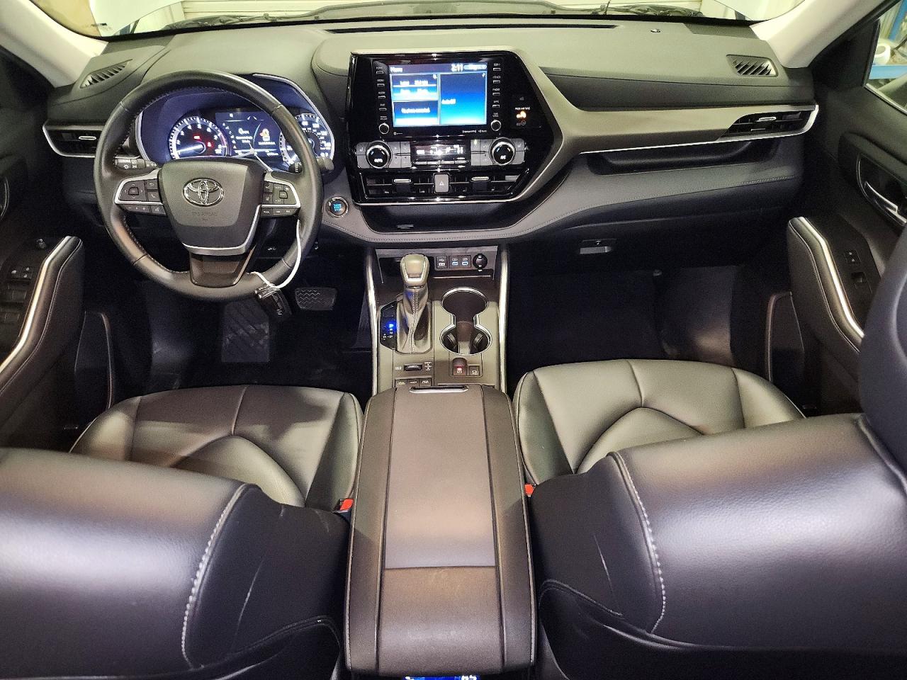 2022 TOYOTA HIGHLANDER