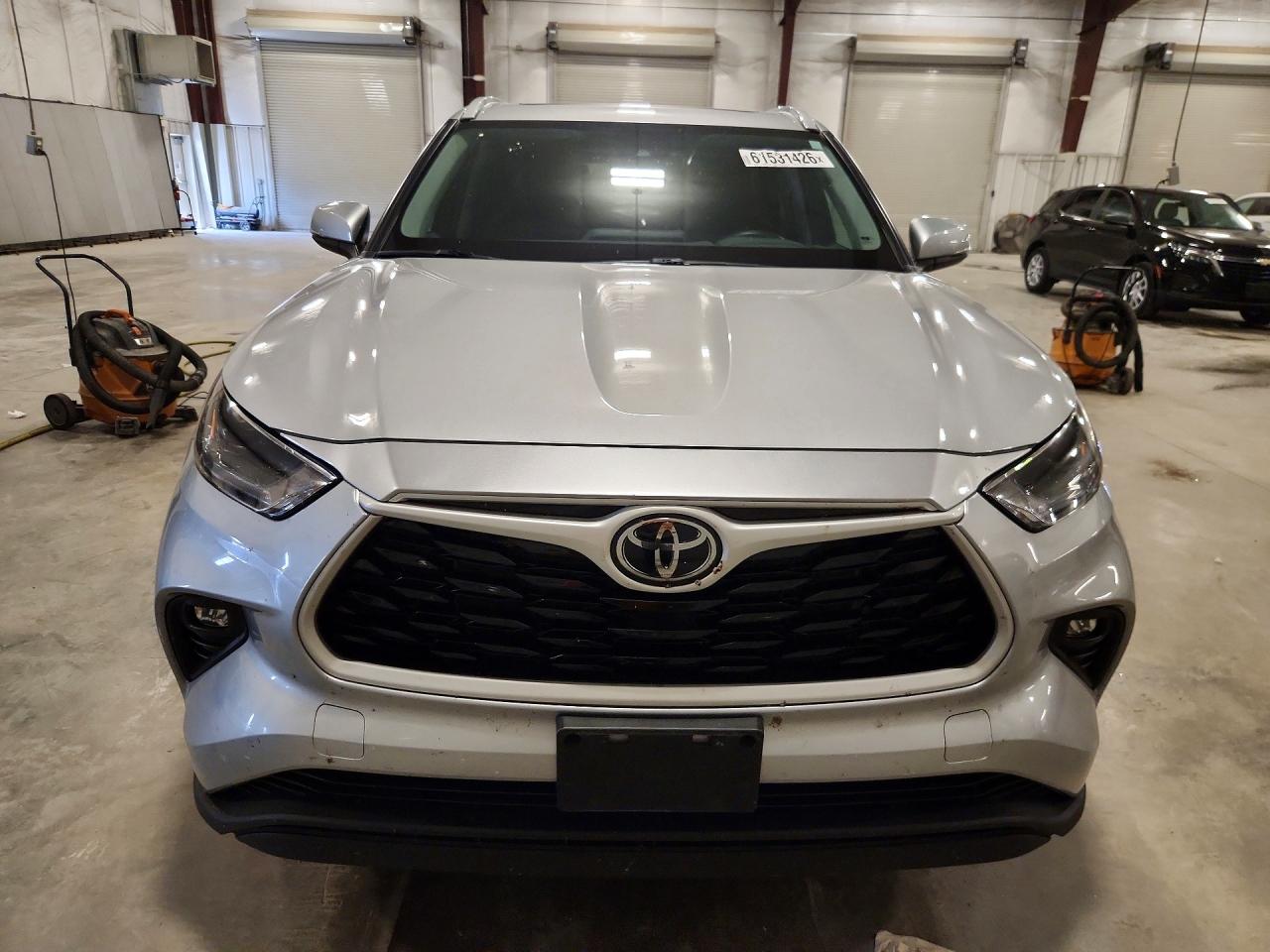 2022 TOYOTA HIGHLANDER
