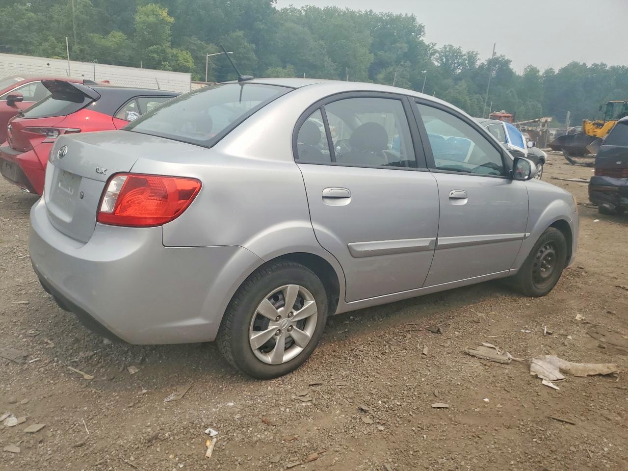 2010 KIA RIO