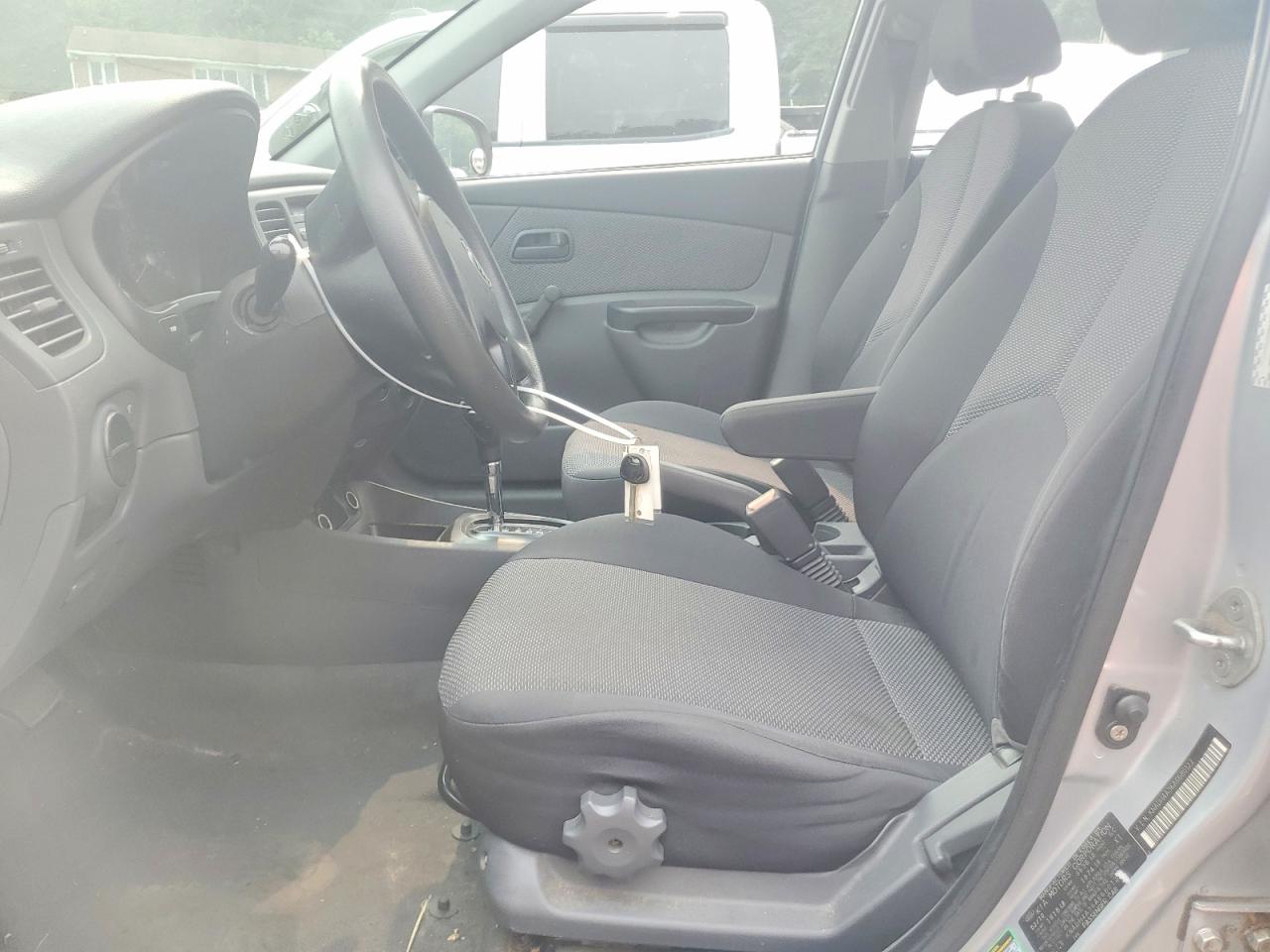2010 KIA RIO