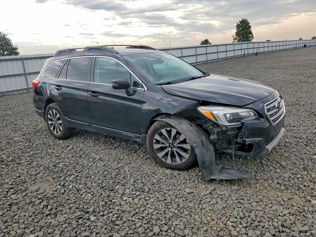 2015 SUBARU OUTBACK