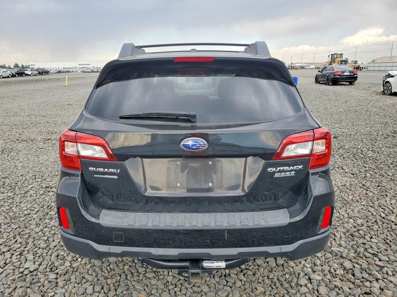 2015 SUBARU OUTBACK