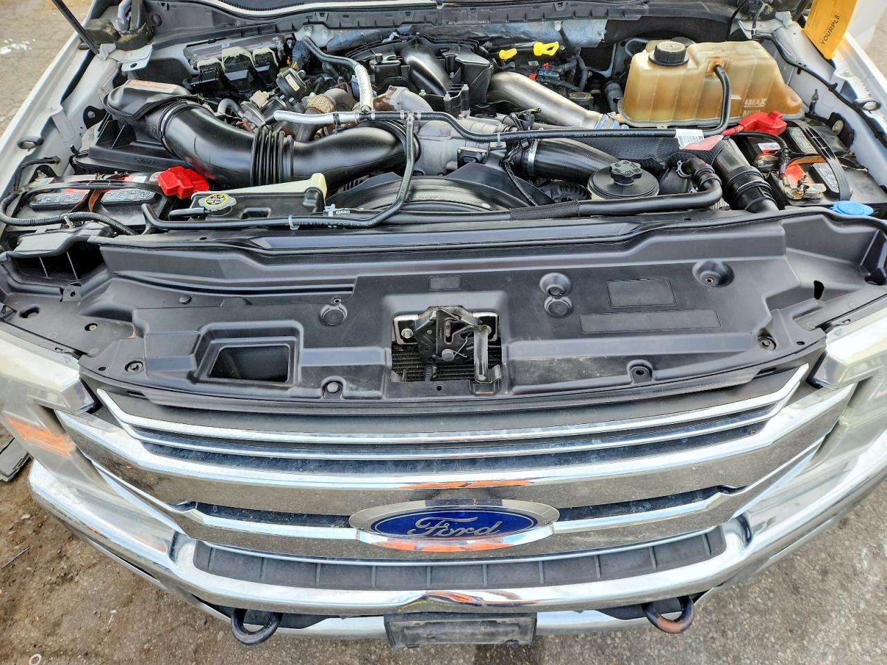 2017 FORD F550