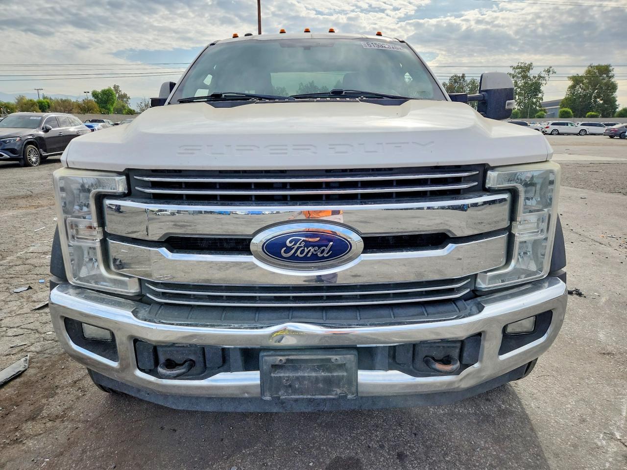 2017 FORD F550