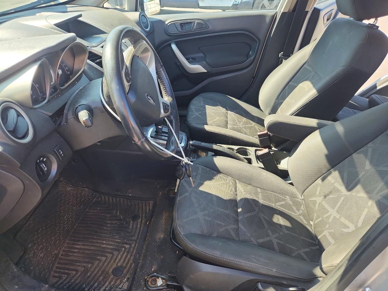 2013 FORD FIESTA