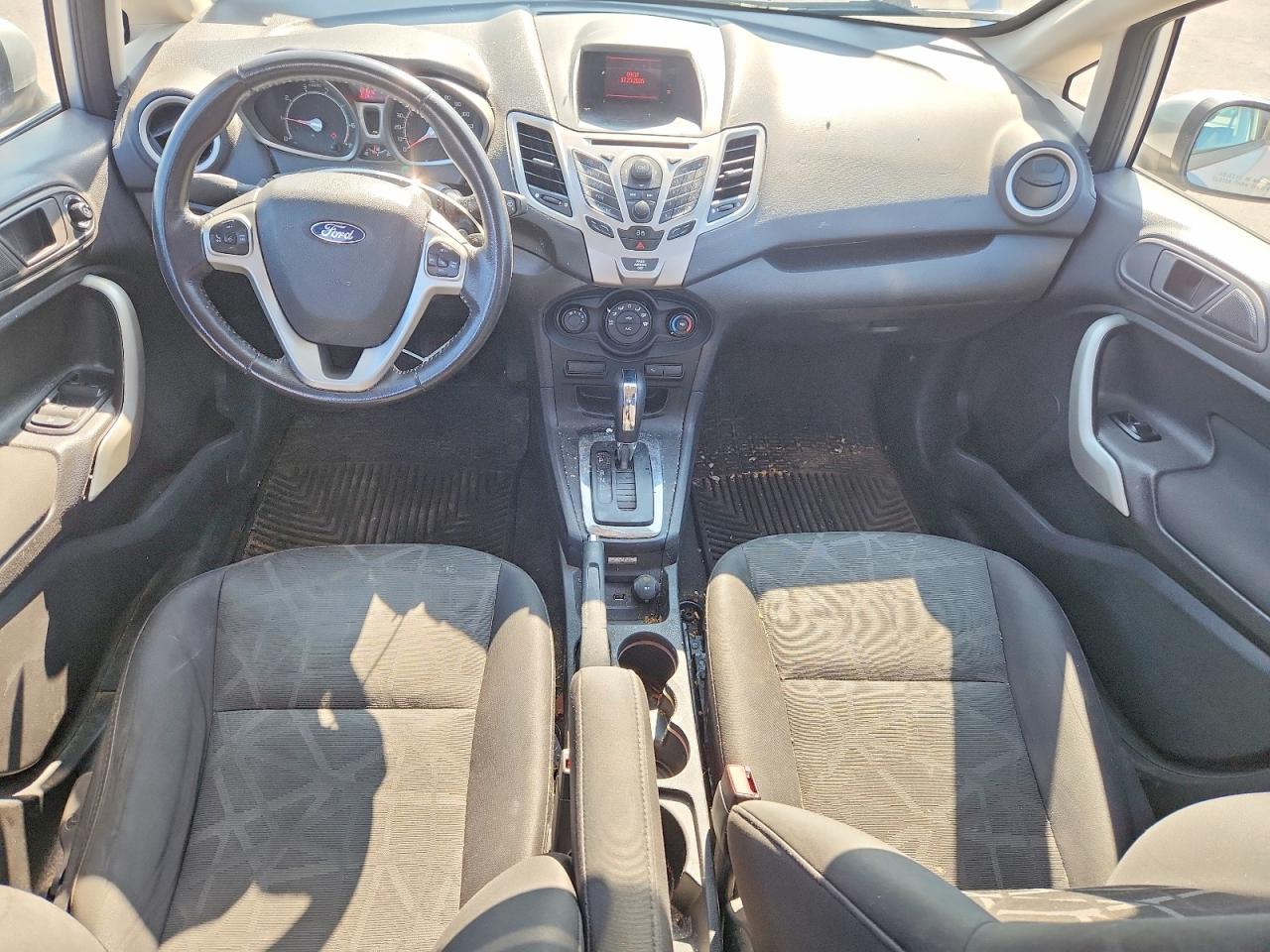 2013 FORD FIESTA