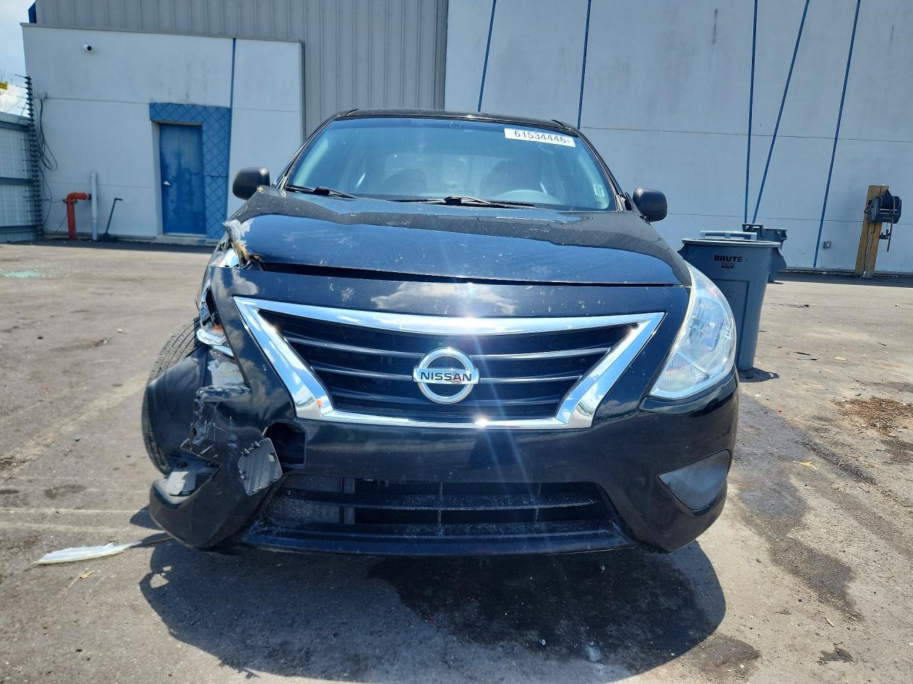 2015 NISSAN VERSA