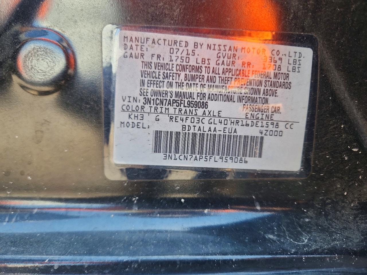 2015 NISSAN VERSA