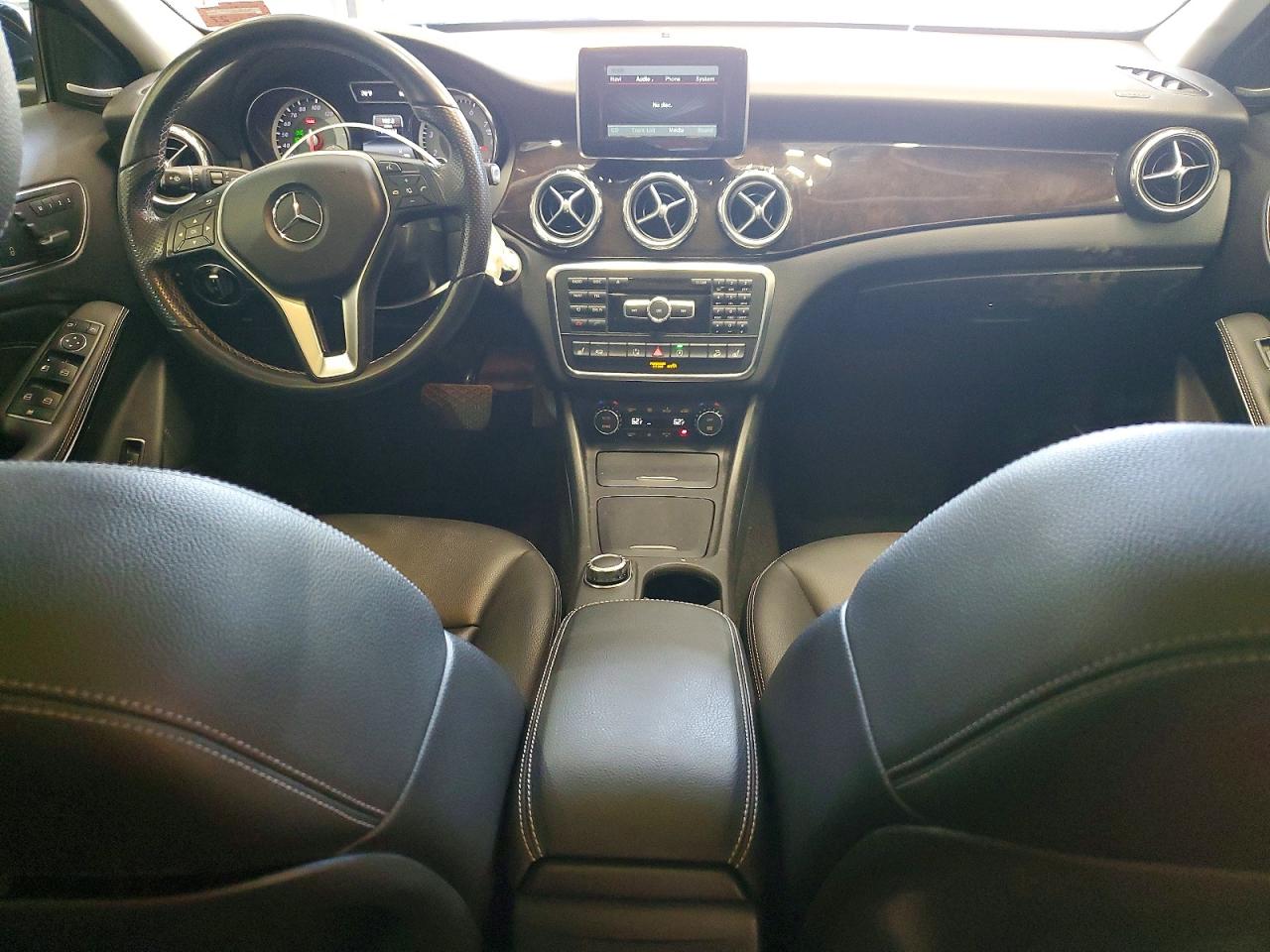 2015 MERCEDES-BENZ GLA-CLASS