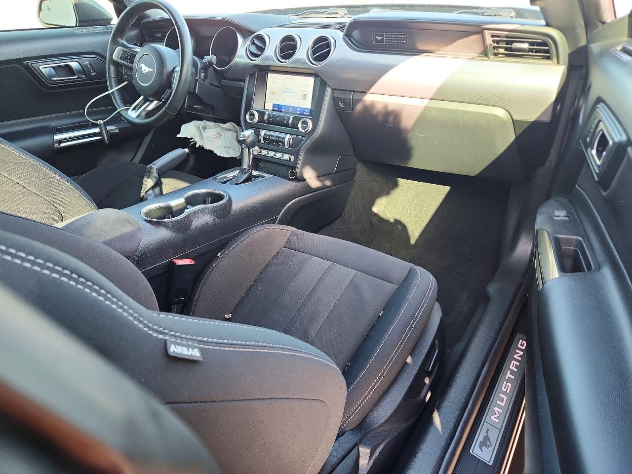 2020 FORD MUSTANG