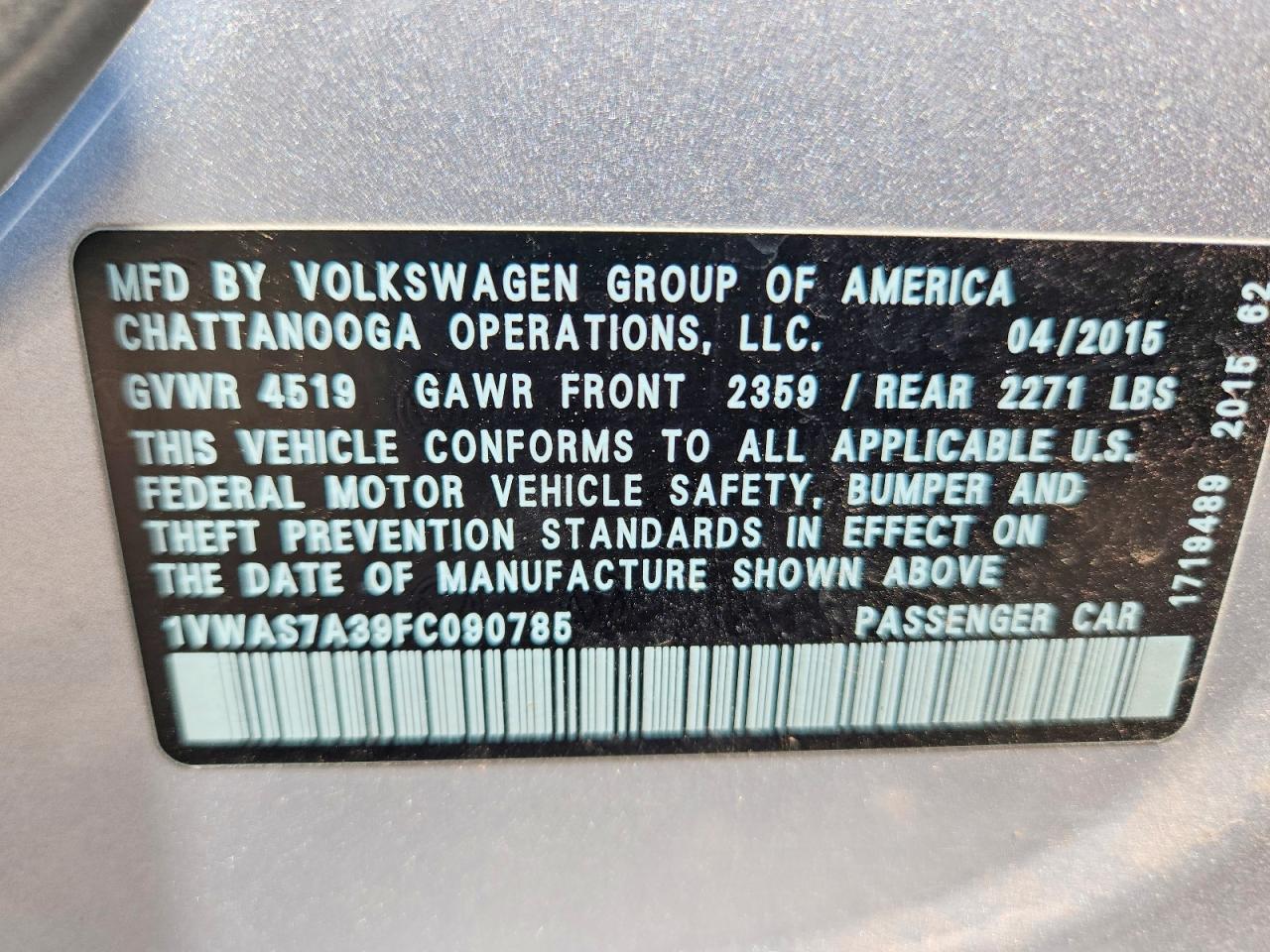2015 VOLKSWAGEN PASSAT
