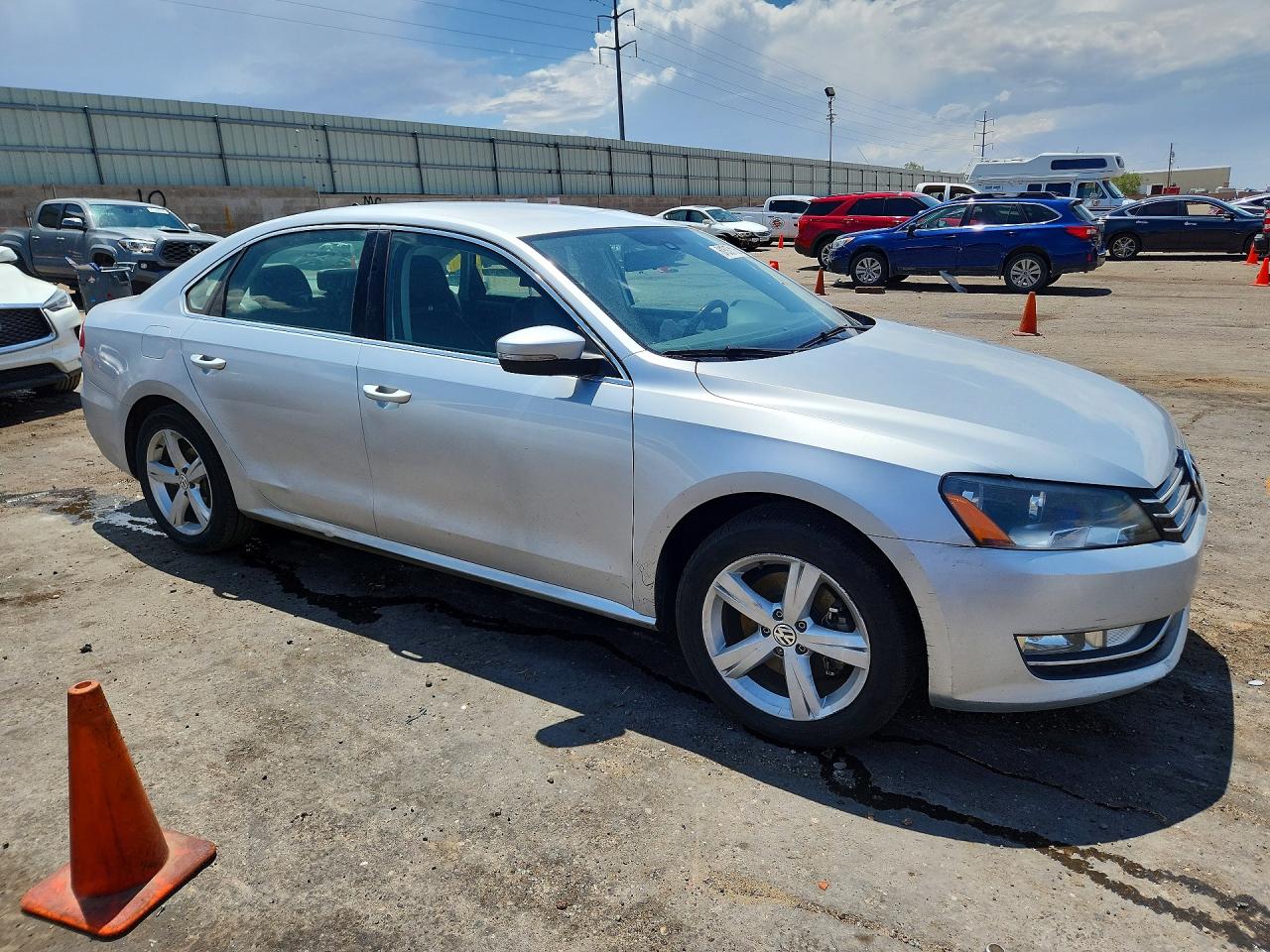 2015 VOLKSWAGEN PASSAT