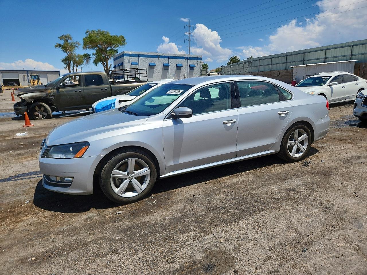 2015 VOLKSWAGEN PASSAT