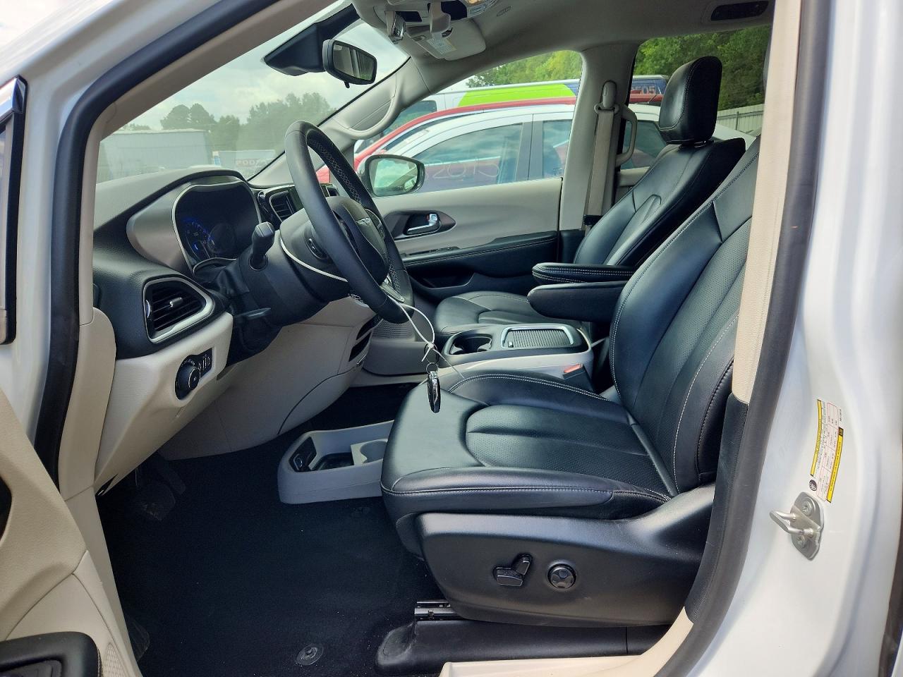 2024 CHRYSLER PACIFICA