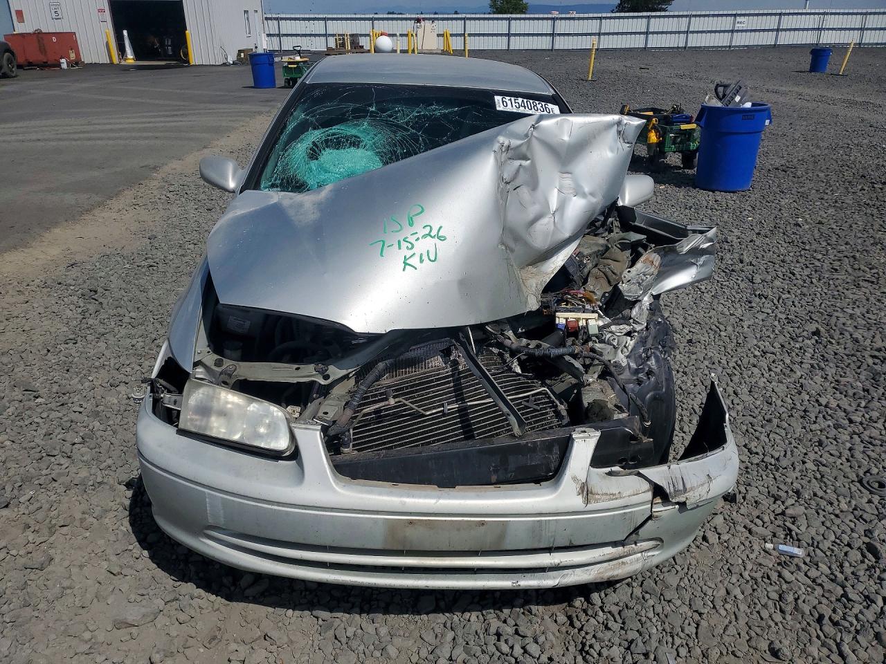 2001 TOYOTA CAMRY