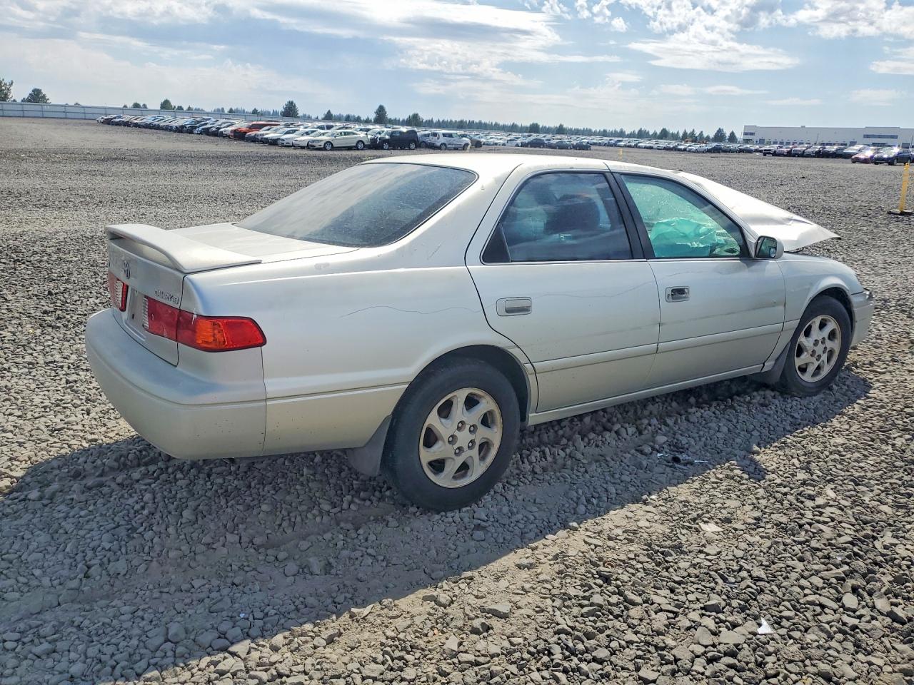 2001 TOYOTA CAMRY