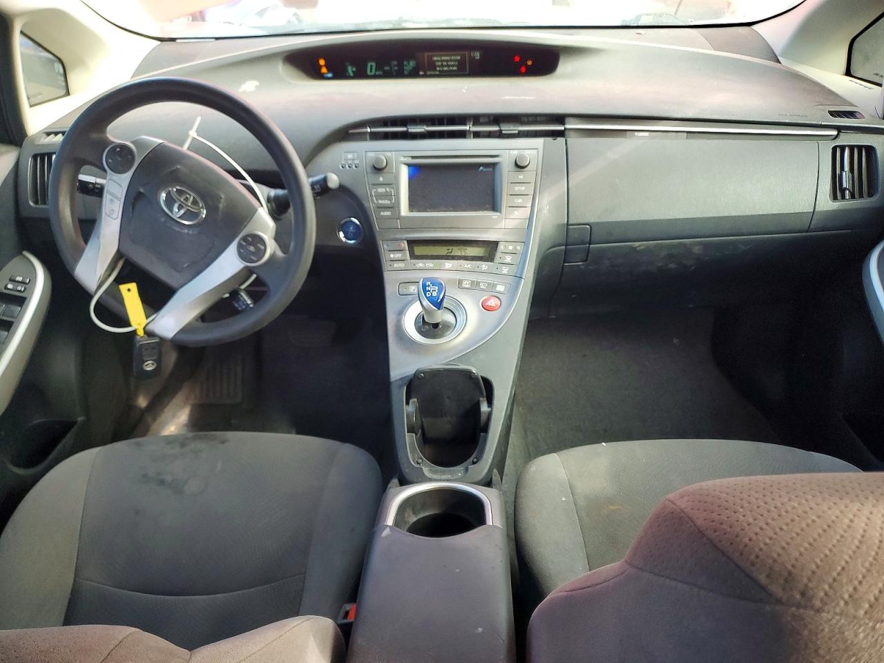2015 TOYOTA PRIUS