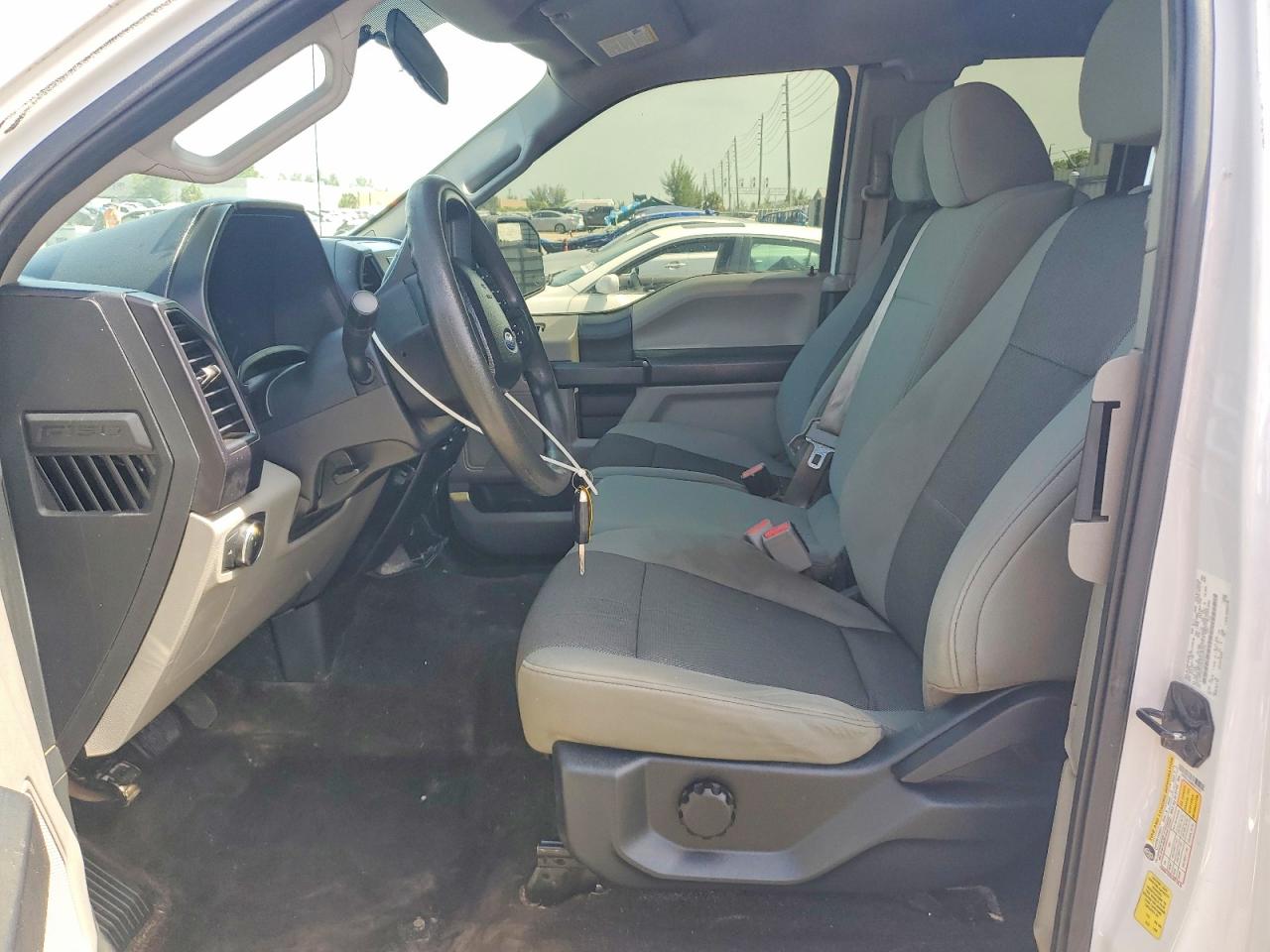 2017 FORD F150