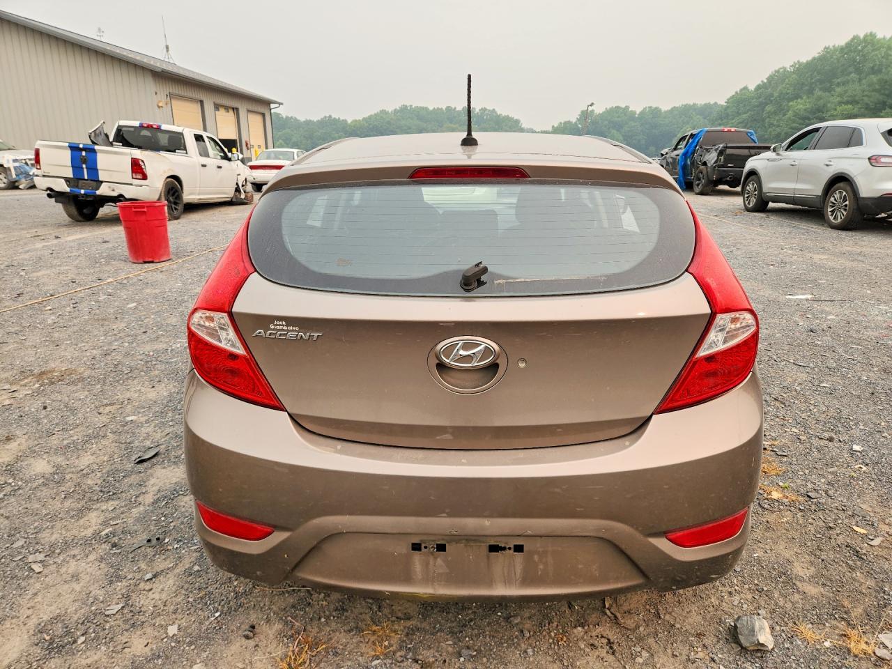 2012 HYUNDAI ACCENT