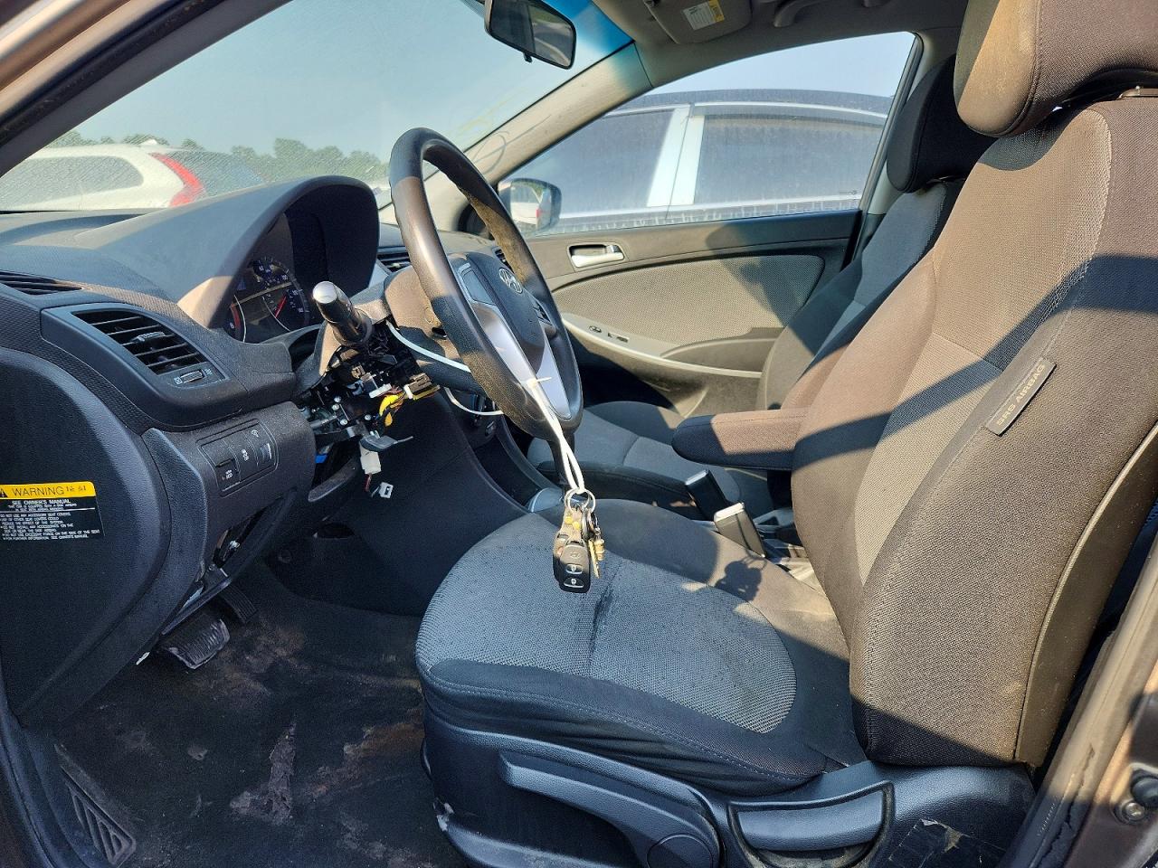 2012 HYUNDAI ACCENT