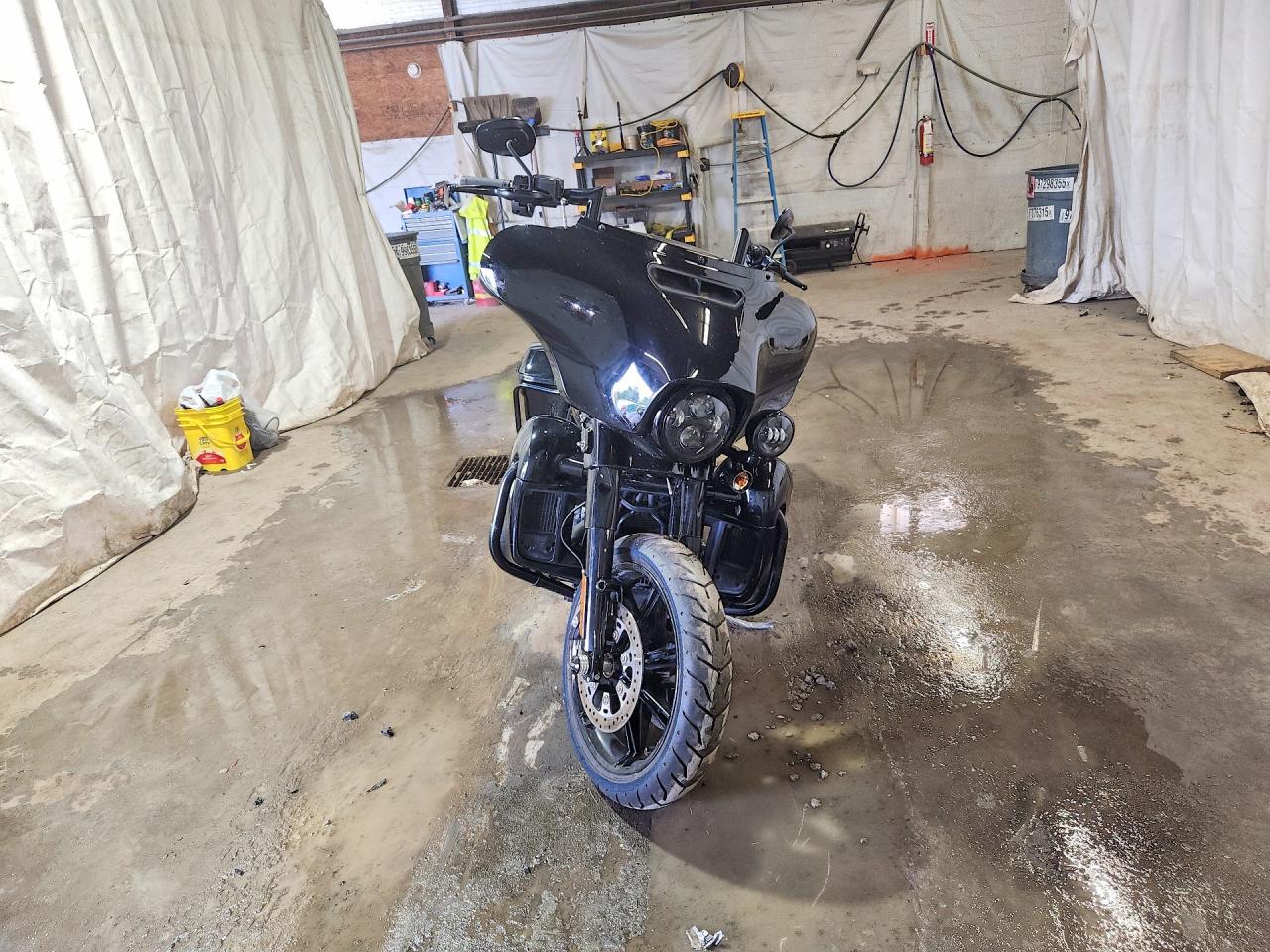 2021 HARLEY-DAVIDSON FL