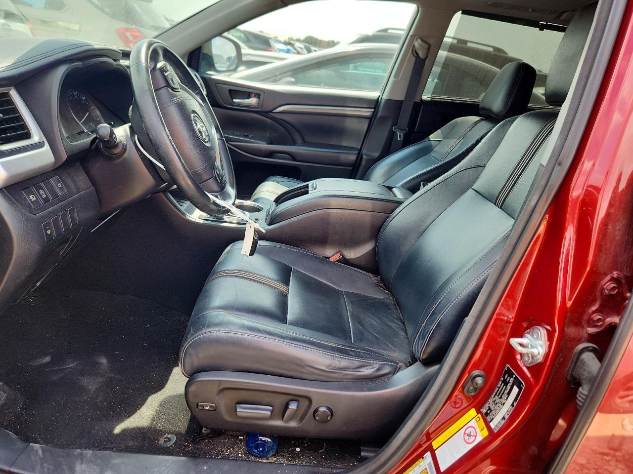 2017 TOYOTA HIGHLANDER