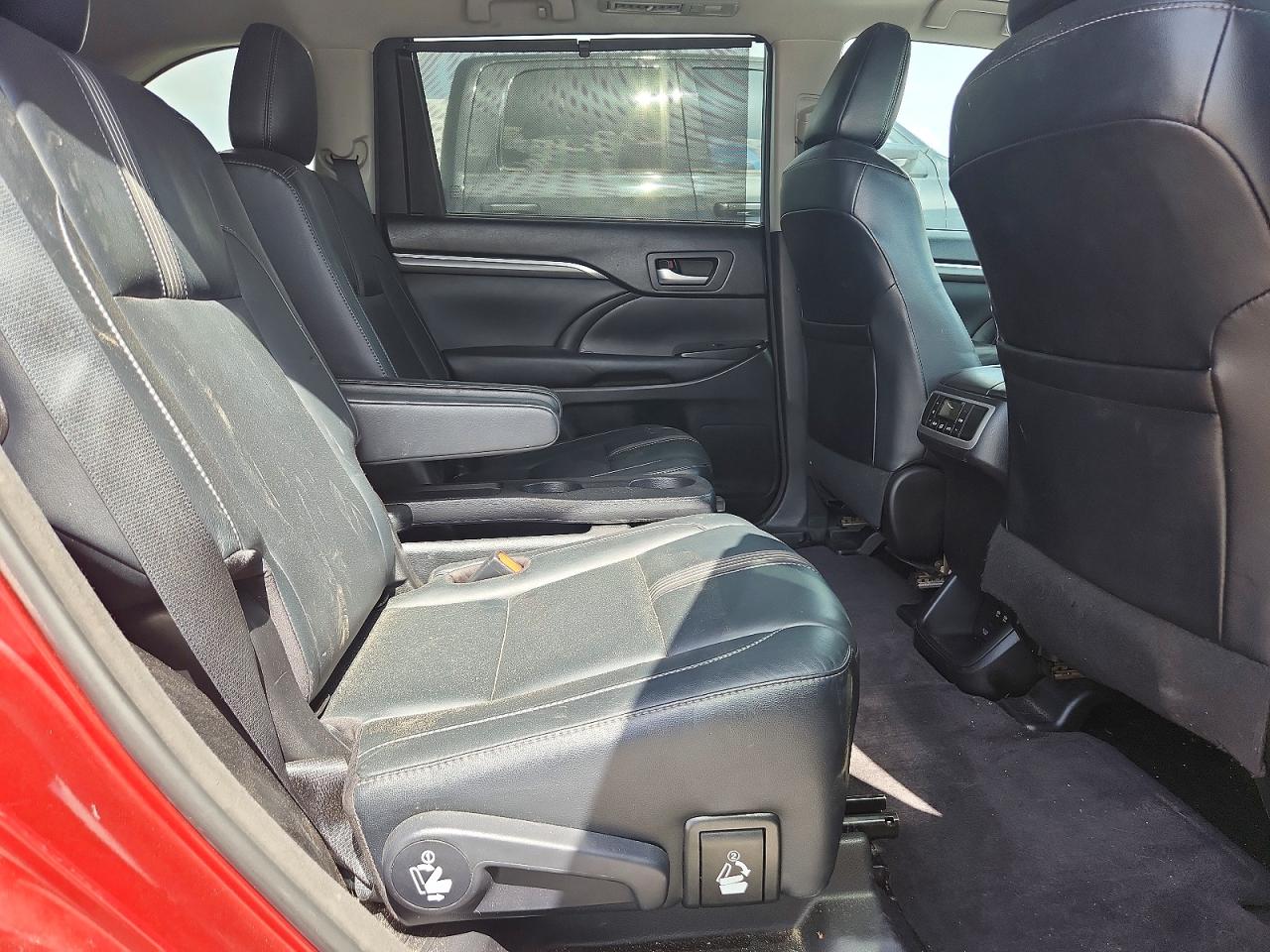 2017 TOYOTA HIGHLANDER
