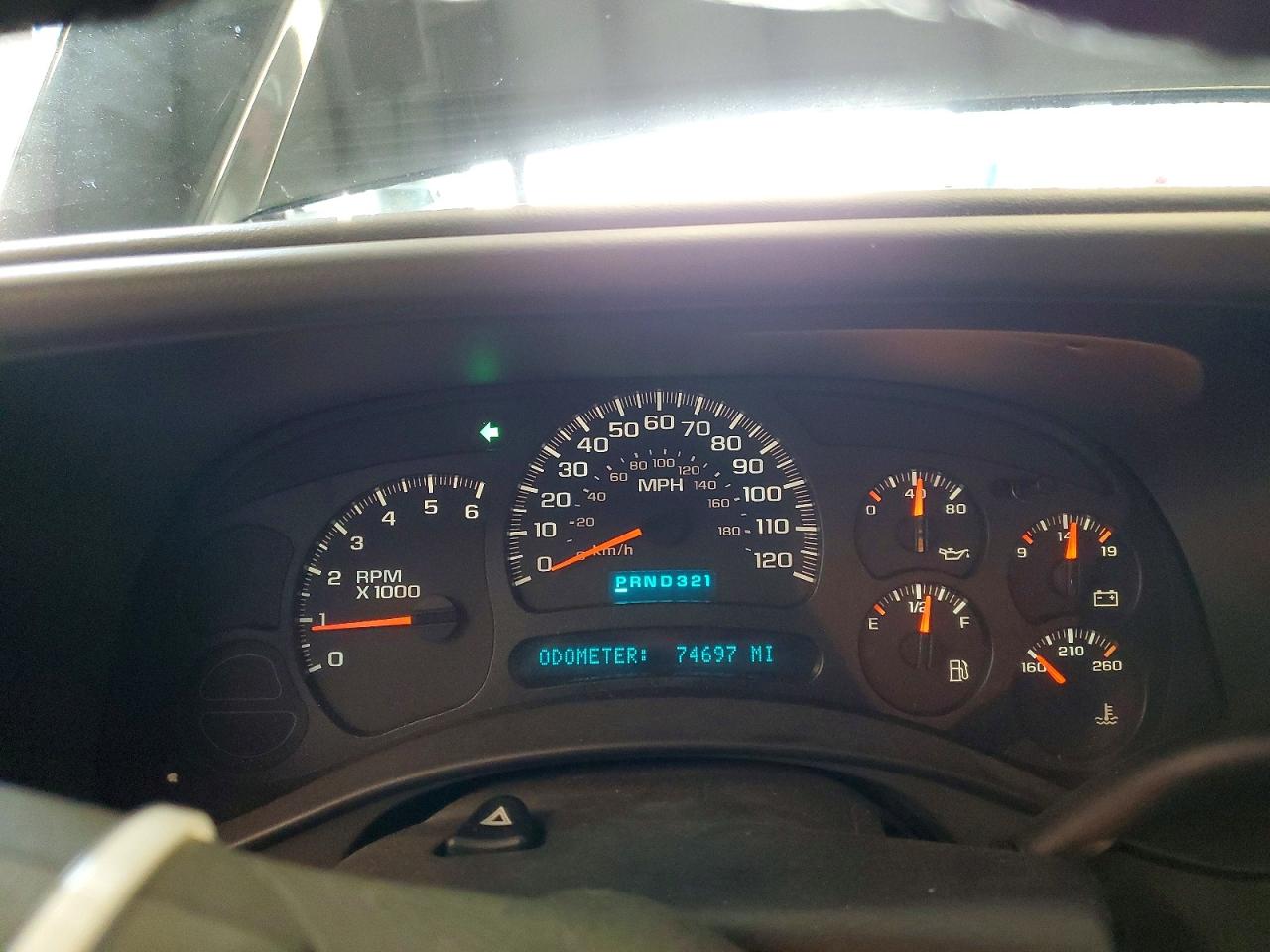 2004 CHEVROLET SILVERADO