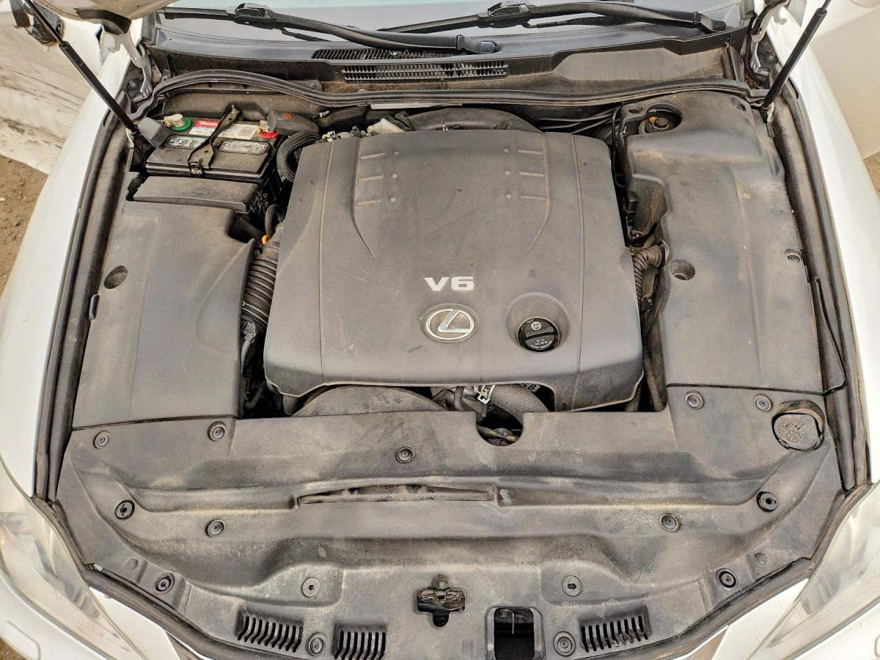 2010 LEXUS IS