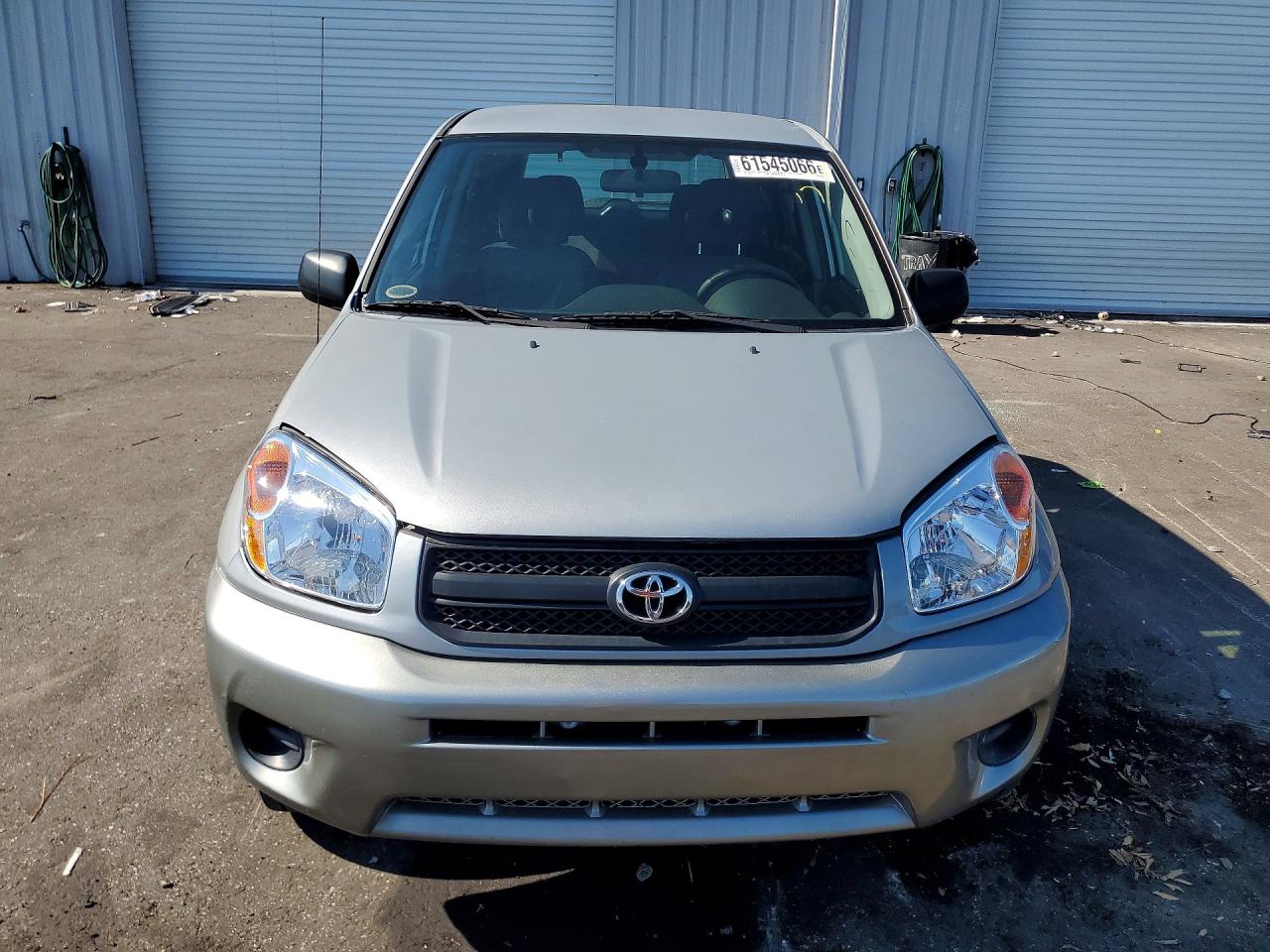 2004 TOYOTA RAV4