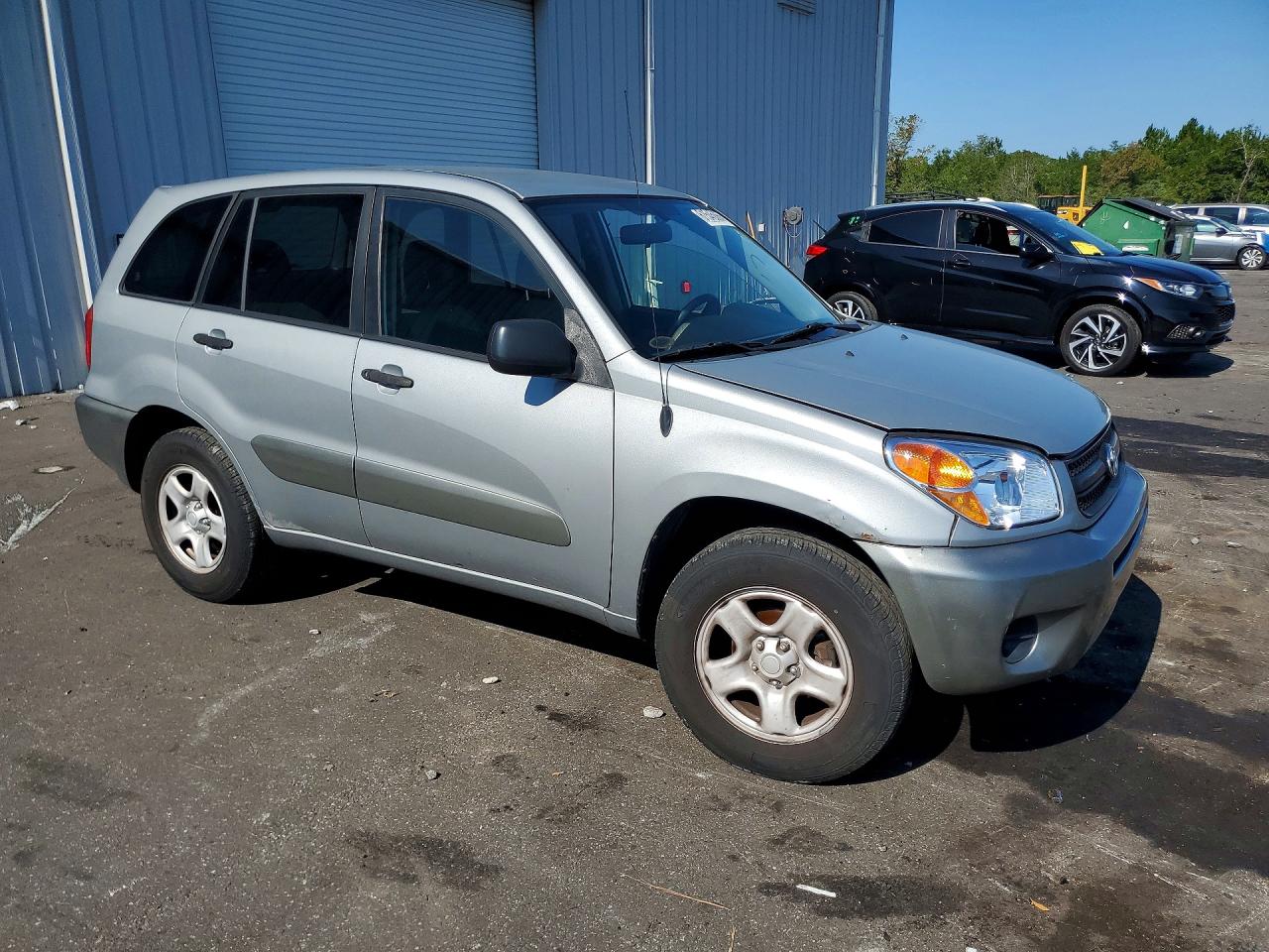 2004 TOYOTA RAV4