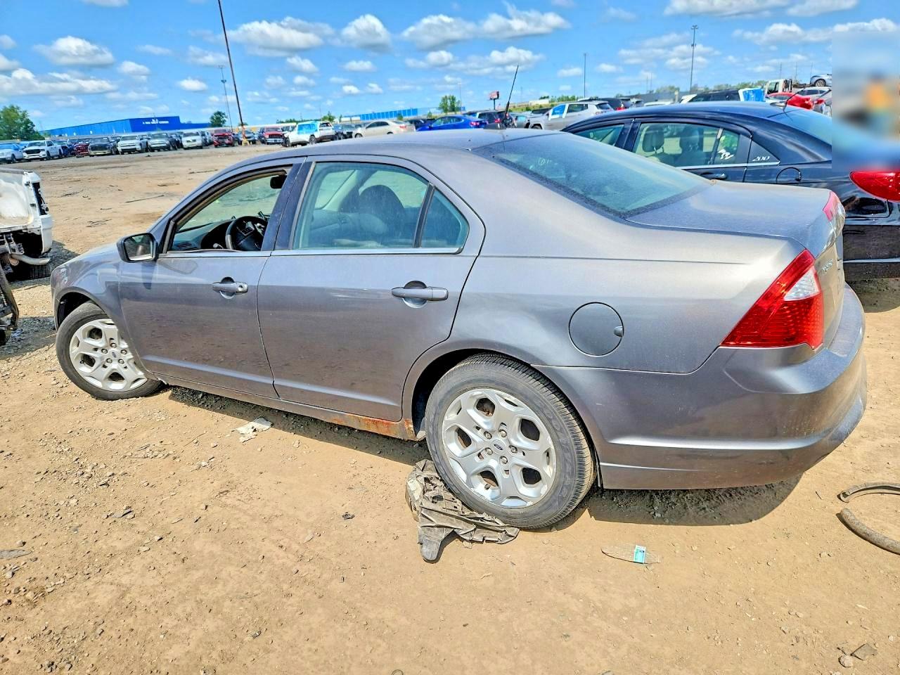 2010 FORD FUSION