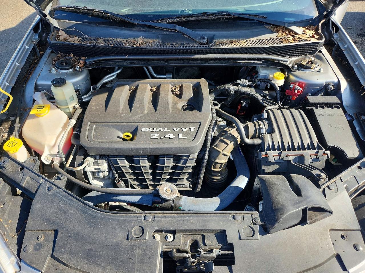 2013 CHRYSLER 200