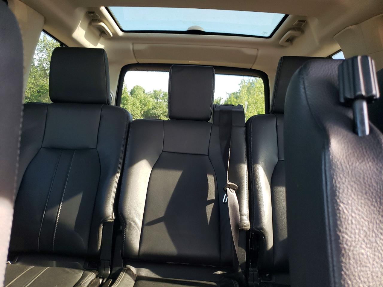 2016 LAND ROVER LR4